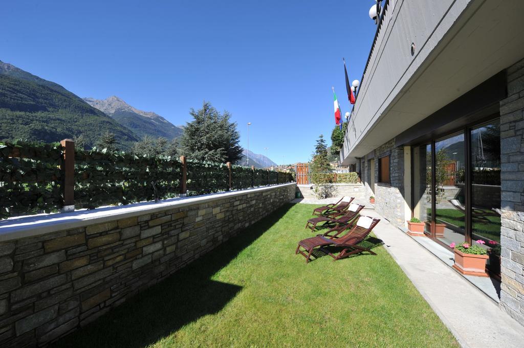 La Rocca Sport & Benessere Châtillon Exteriör bild